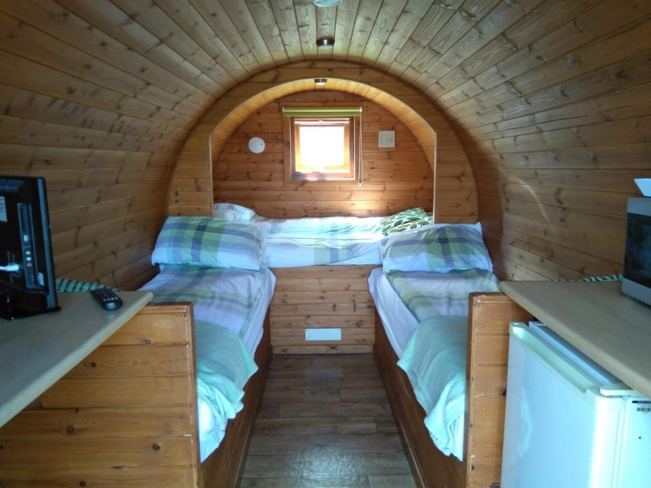 Rivendell Glamping Pods Hotel Holsworthy Ngoại thất bức ảnh